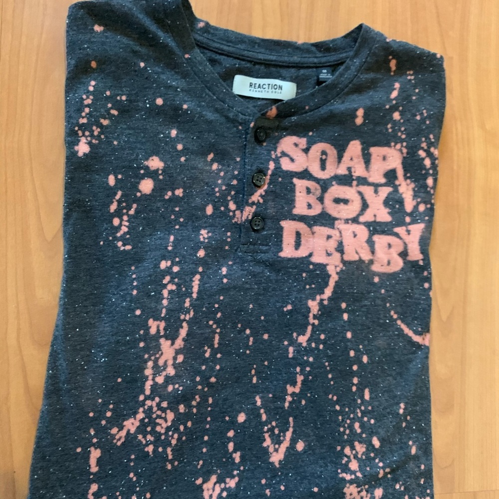 REACTION Kenneth Cole Men’s T-shirt M